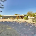 Luxury Scottsdale Home With Private Pool And Gas Grill