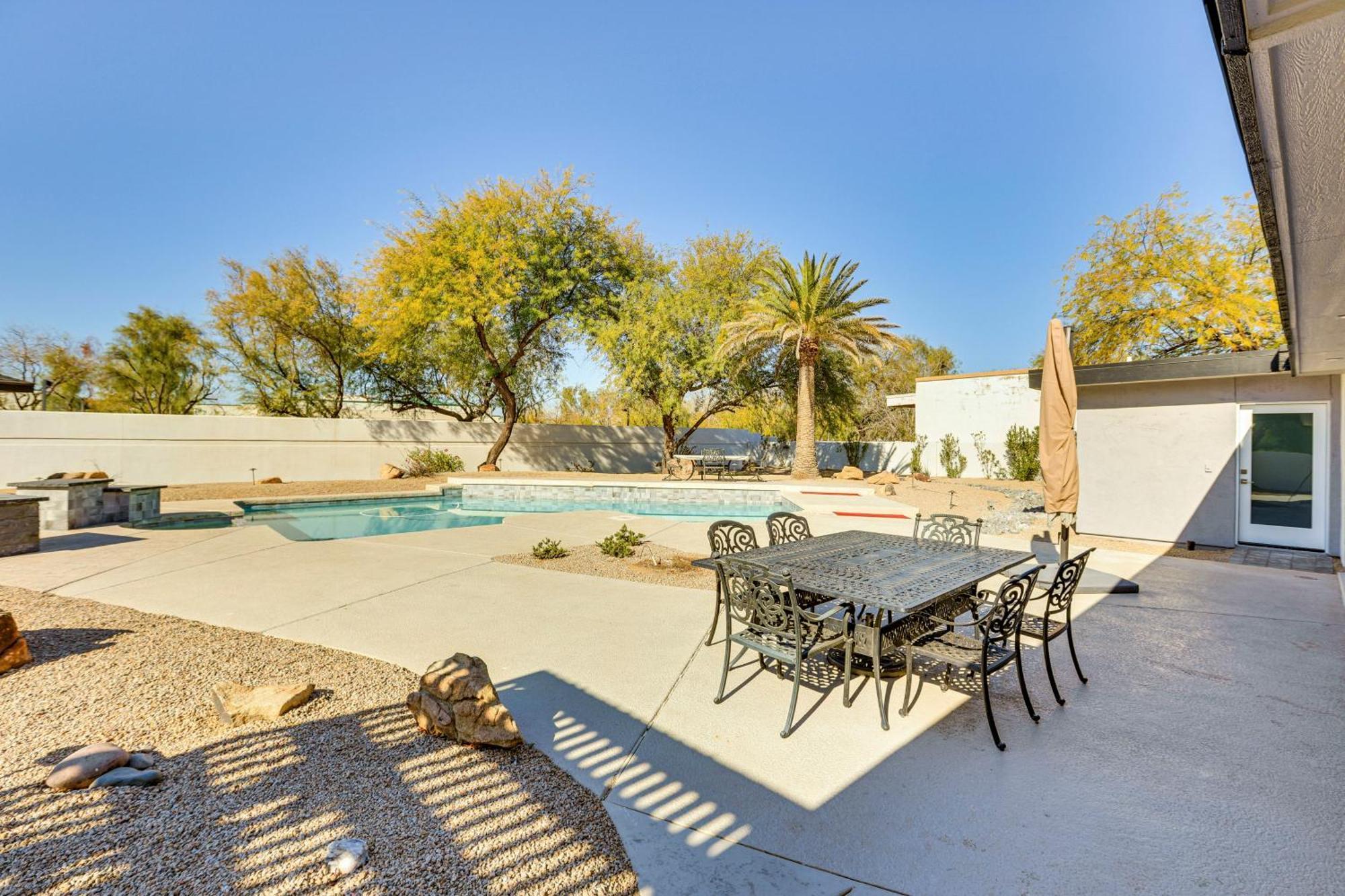 Luxury With Private Pool And Gas Grill
