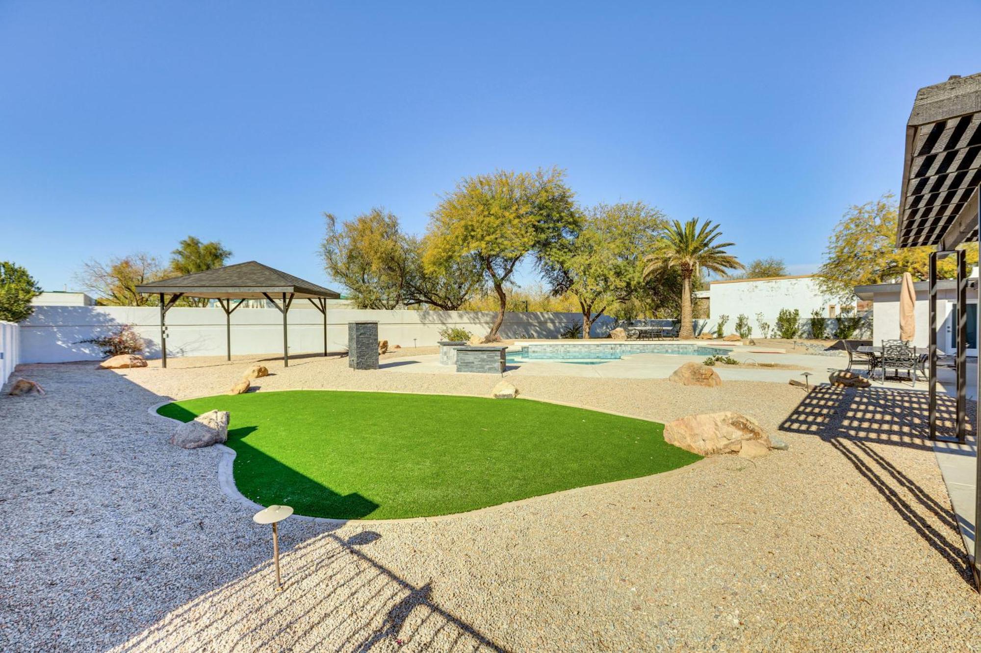 Luxury With Private Pool And Gas Grill